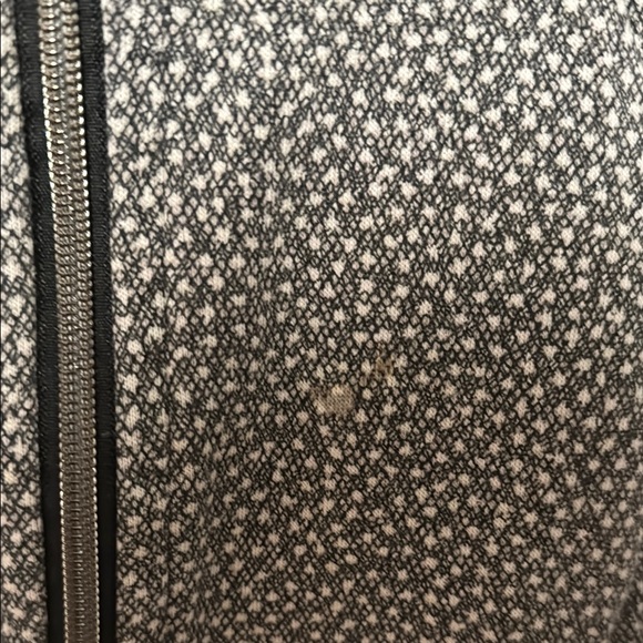 Lululemon Gray Zip-Up scuba - Picture 2 of 4